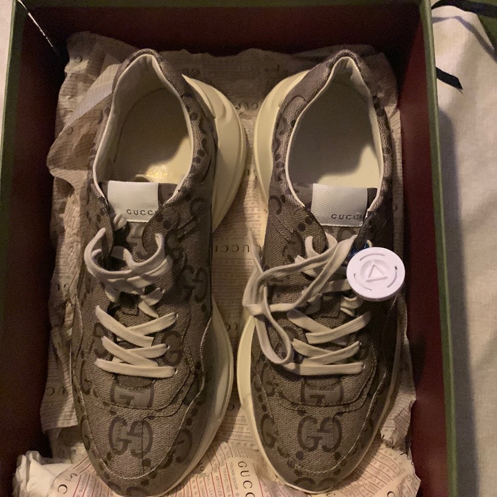 Gucci sneakers